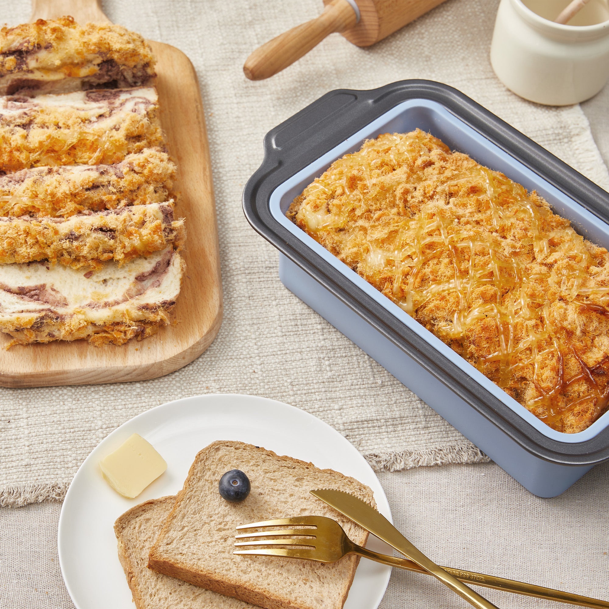 Pop-Up Loaf Pans Collection