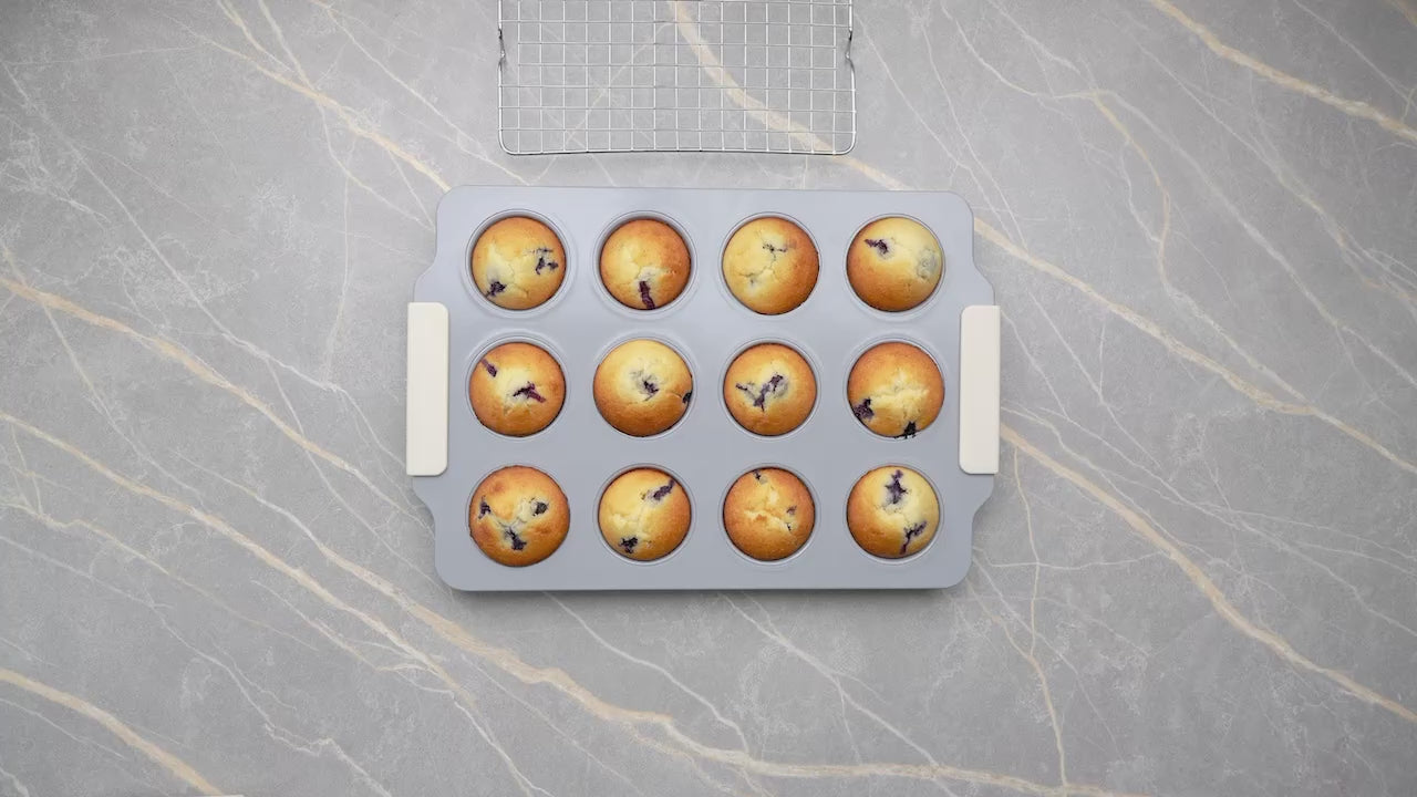 Load video: Ceramic Nonstick Bakeware Set (9-Piece)
